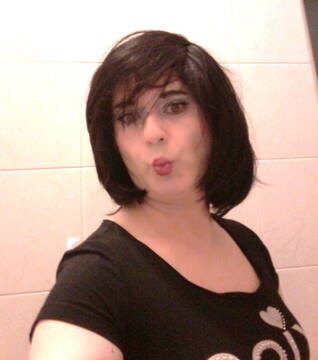 Public Photo of Veronica_Acnam