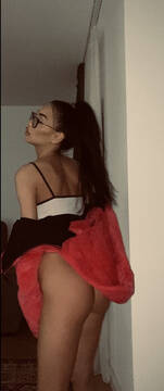 Public Photo of GiuliaXxx